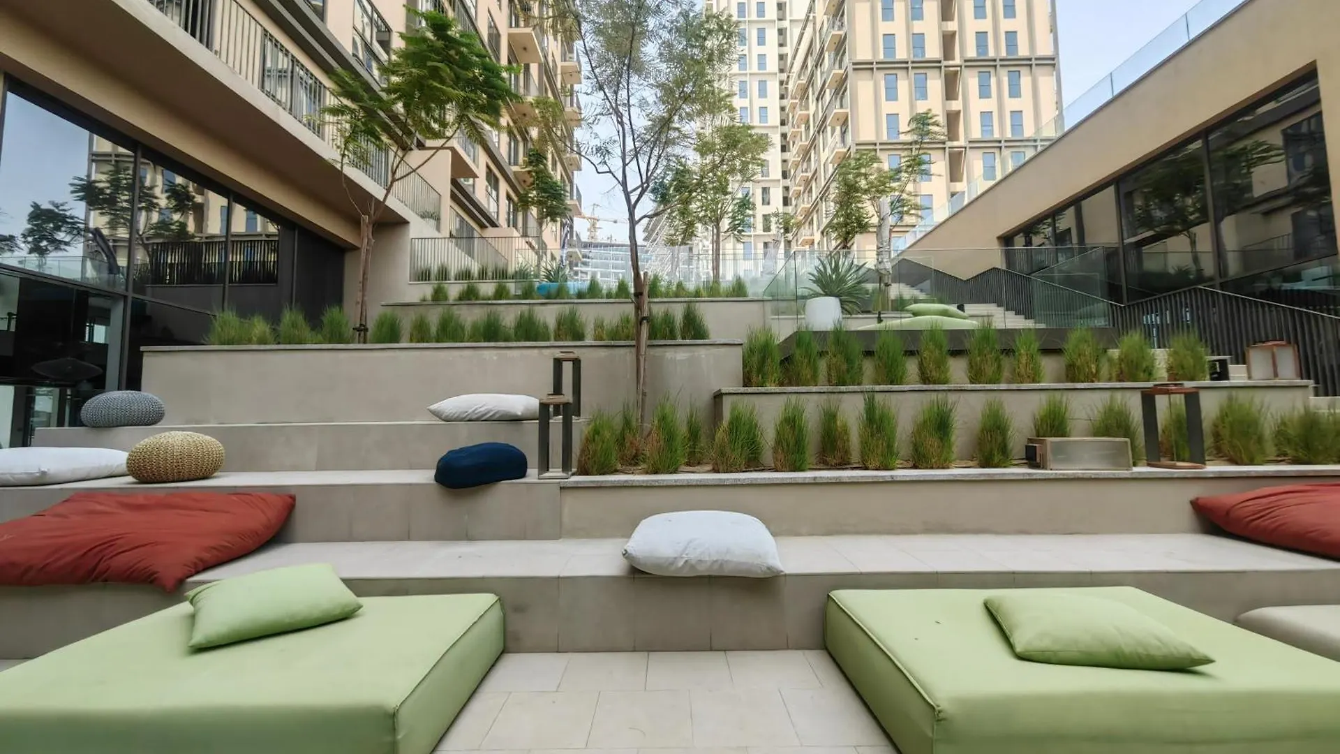 Cozy 1 Bdr Apartment With Pool And Beach Access Dubaj
