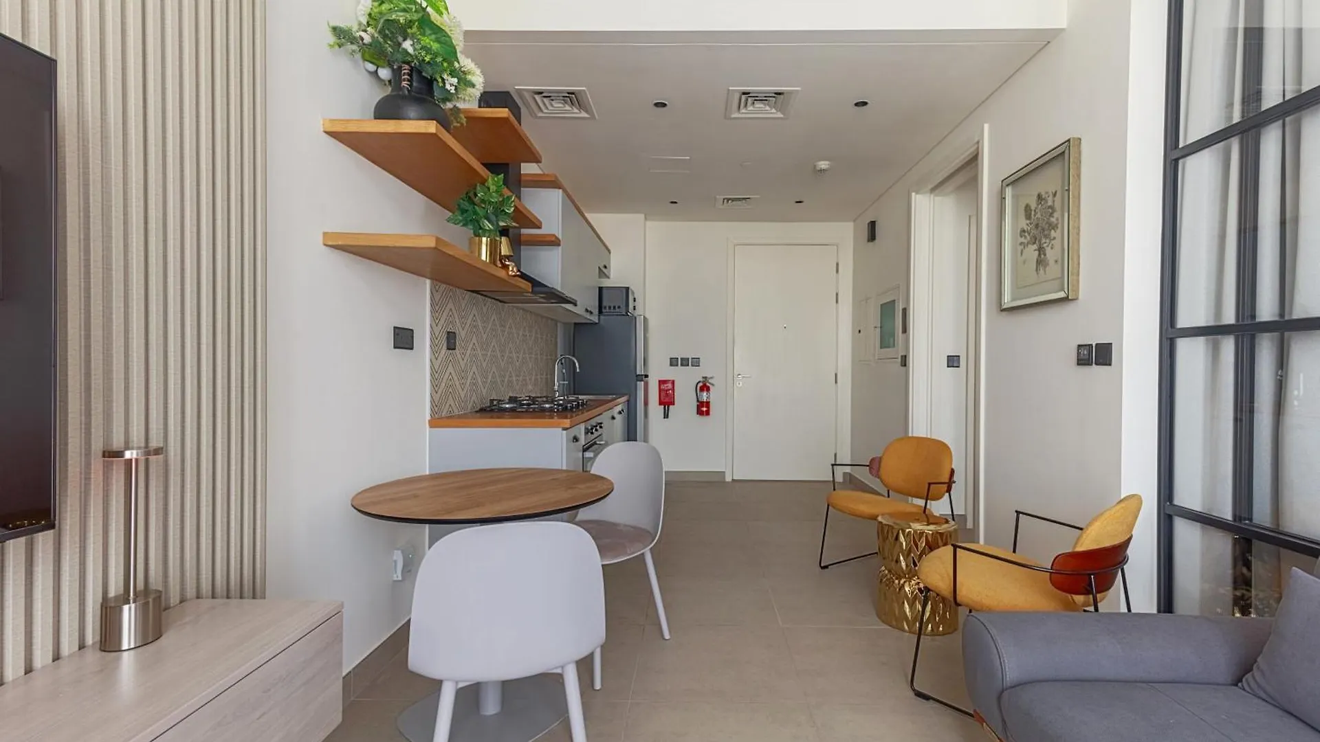 Cozy 1 Bdr Apartment With Pool And Beach Access Dubai