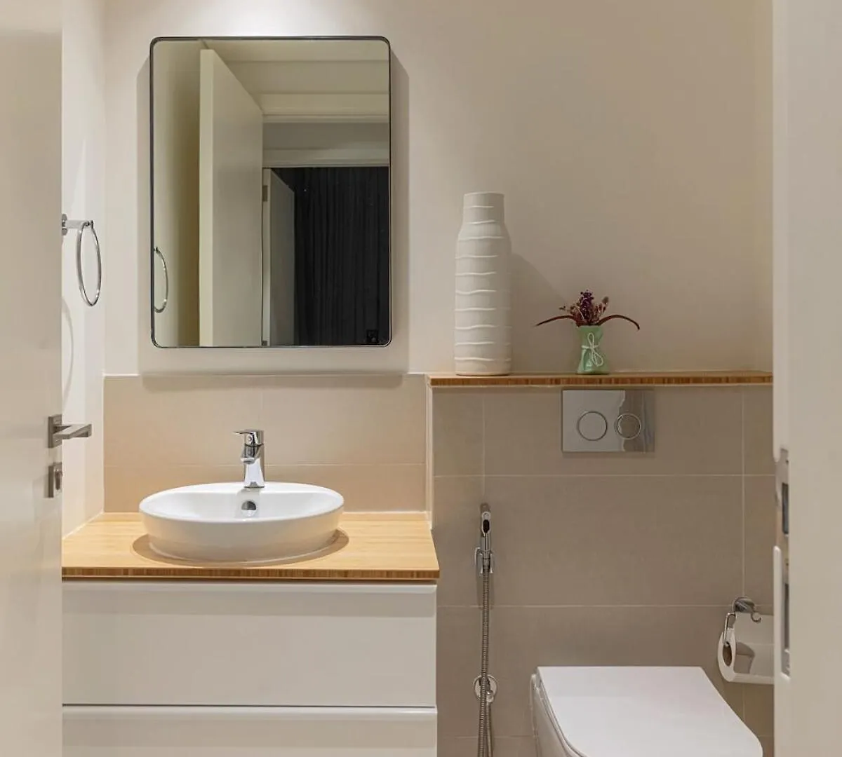 Cozy 1 Bdr Apartment With Pool And Beach Access Dubai