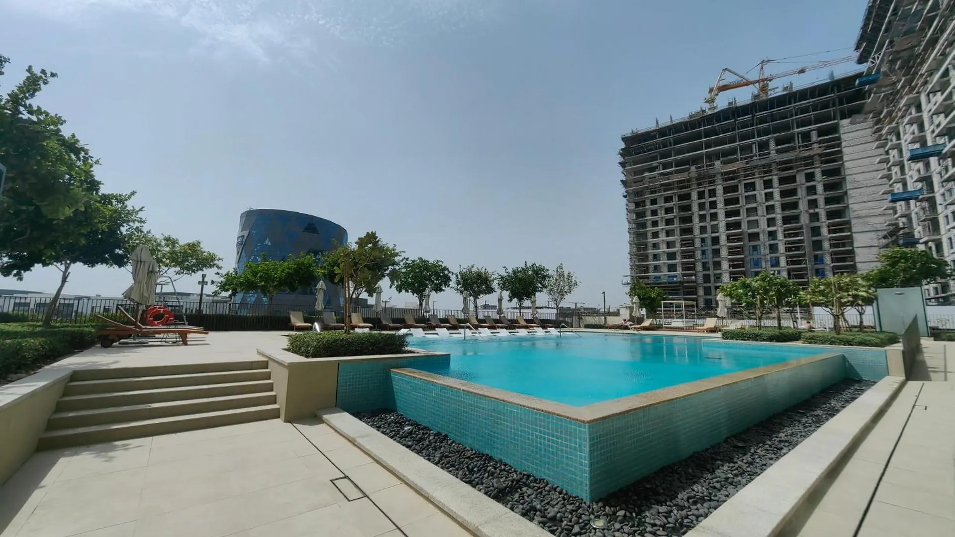 Cozy 1 Bdr Apartment With Pool And Beach Access Dubai